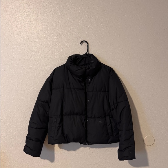 Old Navy Womens Black Puffer Jacket size XS - Picture 2 of 5